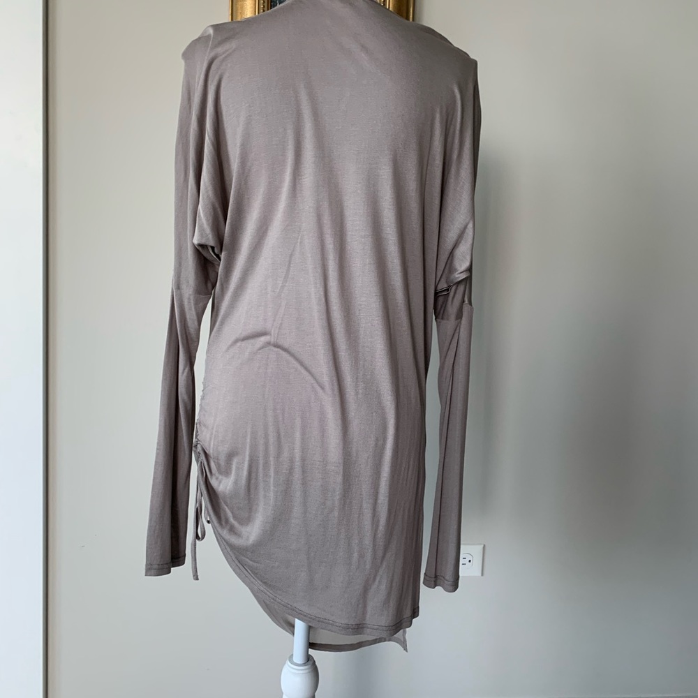 Gorgeous silver combo tunic/top- casual or fancy - Picture 6 of 9